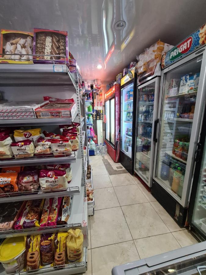 Vila Valencia Azuga Luaran gambar