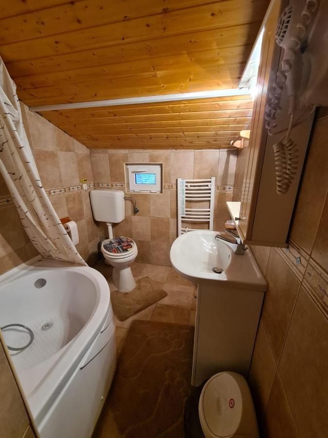 Vila Valencia Azuga Luaran gambar