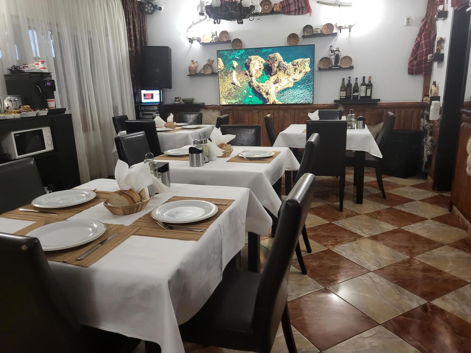 Vila Valencia Azuga Luaran gambar